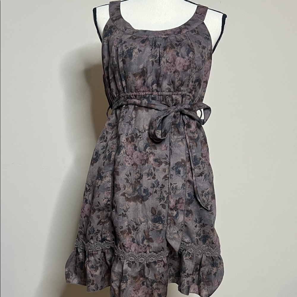 Forever 21 Floral Belted Mini Dress - Gray and Pink - Picture 4 of 15